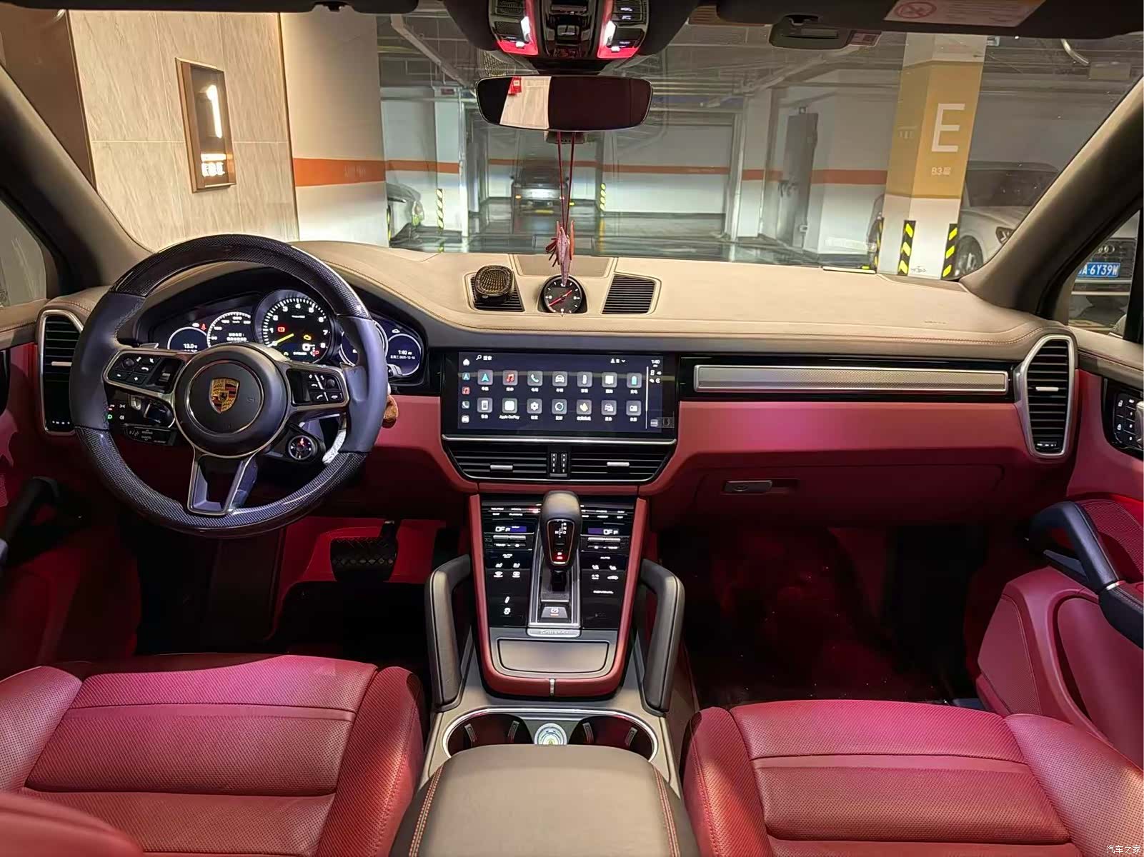 Porsche Cayenne, 2023 4