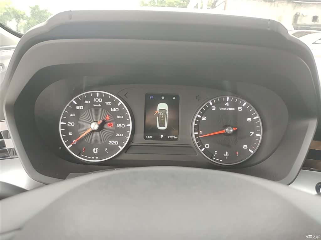 MG MG5, 2023 12
