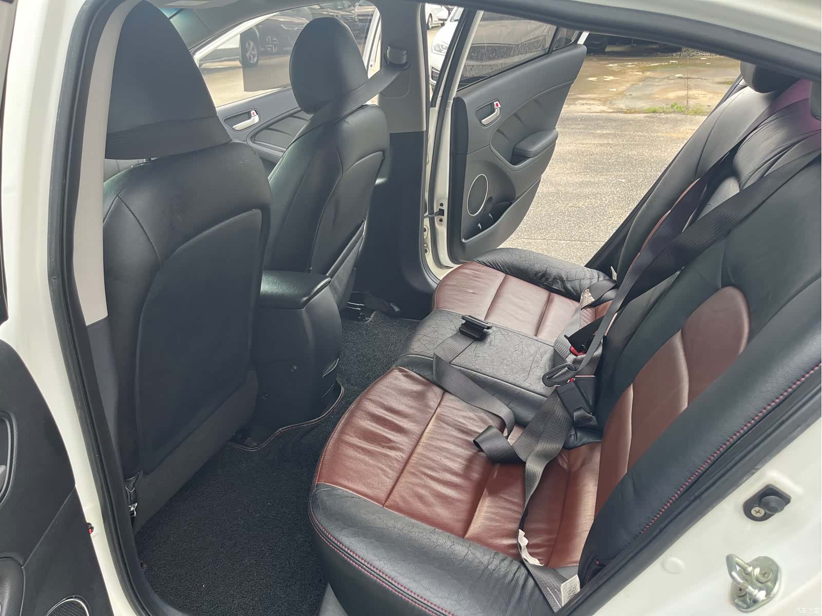 Kia K3, 2013 12