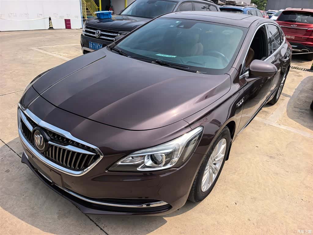 Buick LaCrosse, 2017 1