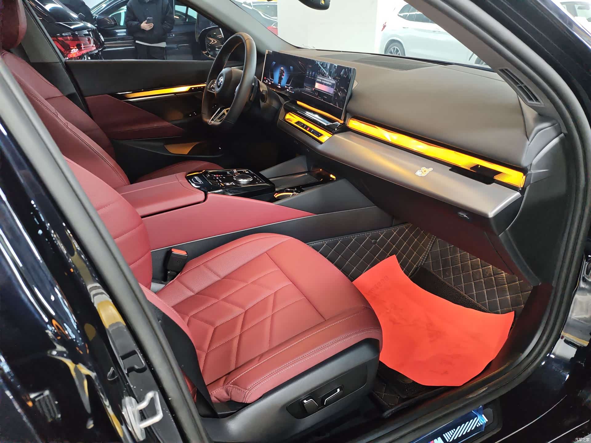 BMW 5 Series, 2025 15