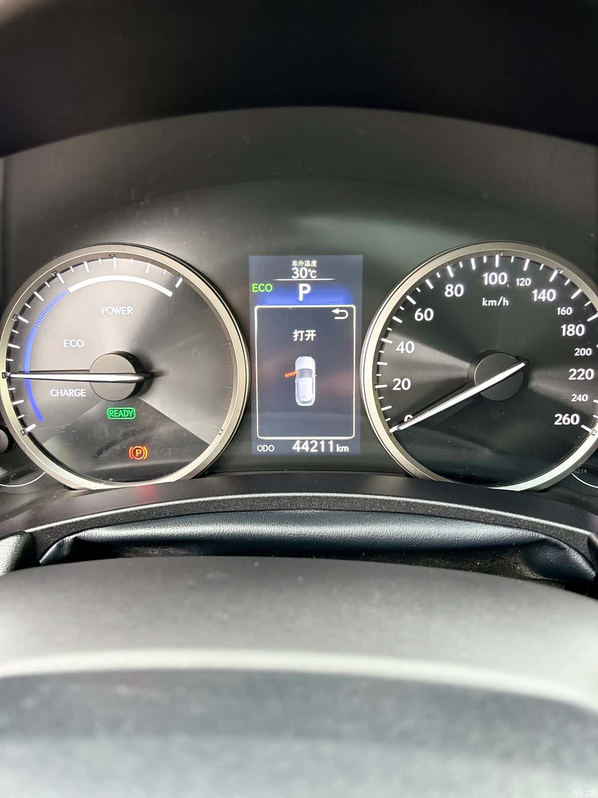 Lexus NX, 2016 10