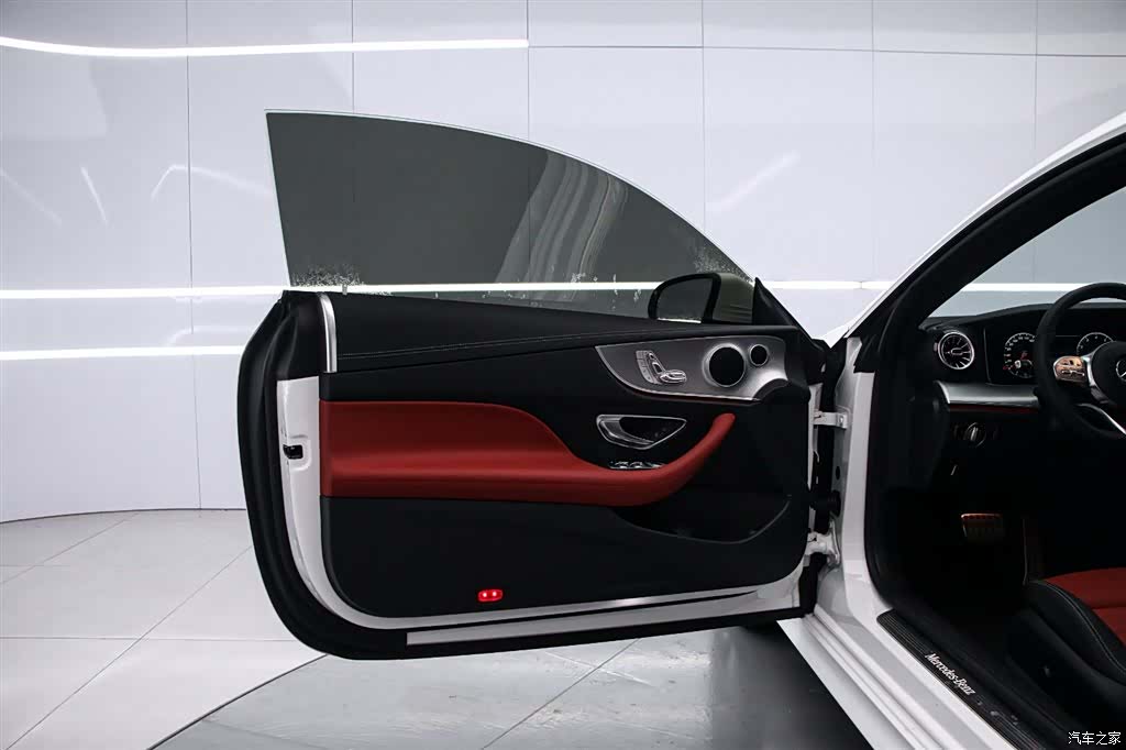 Mercedes-Benz E-Class, 2020 11