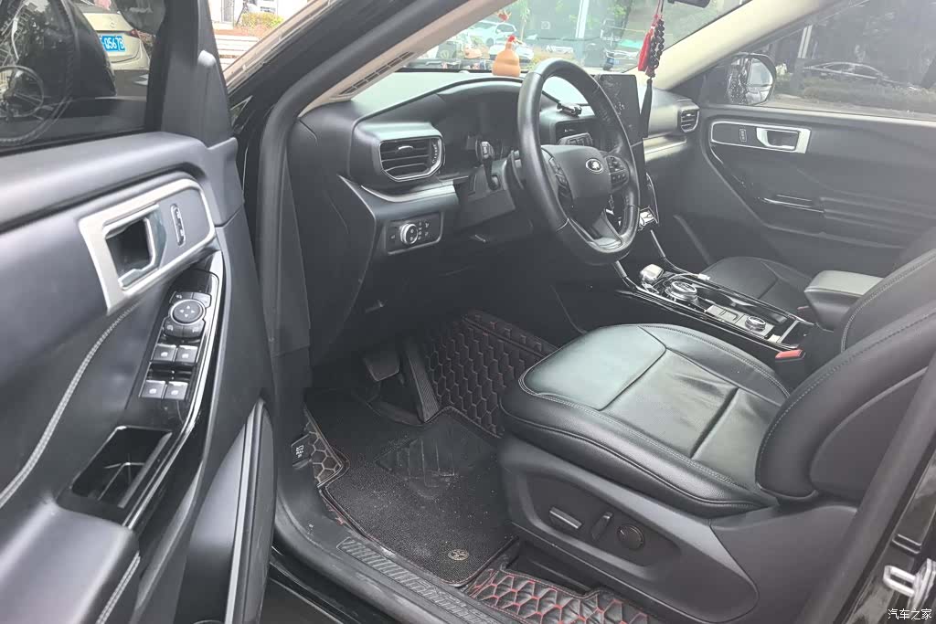 Ford Explorer, 2021 9