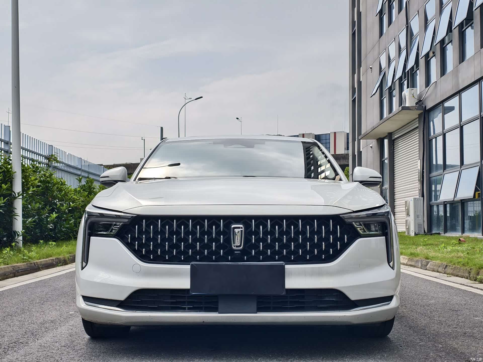 Bestune B70, 2022 2