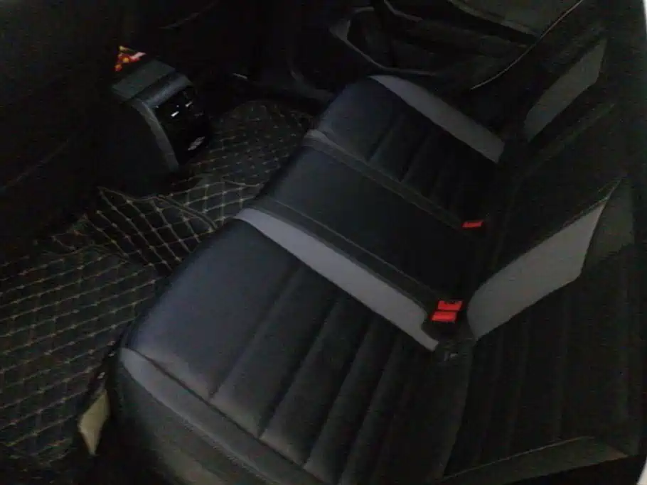 Volkswagen Sagitar Volkswagen Sagitar