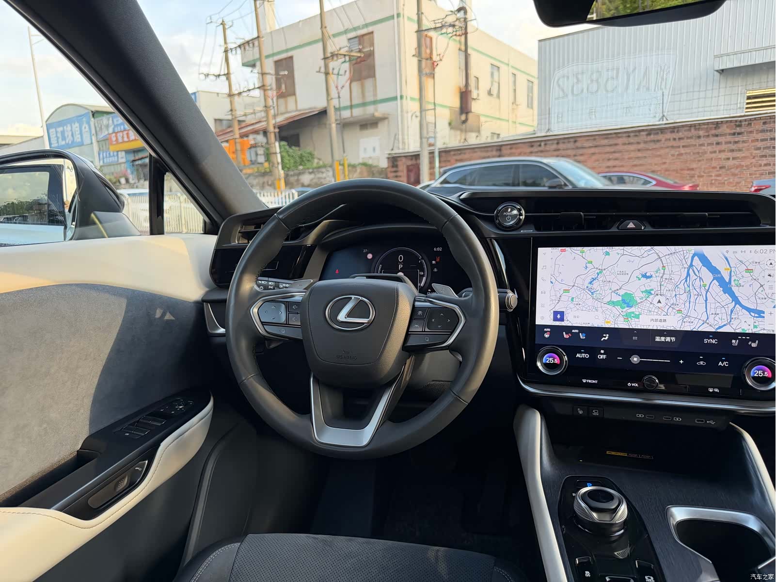 Lexus RZ, 2023 7
