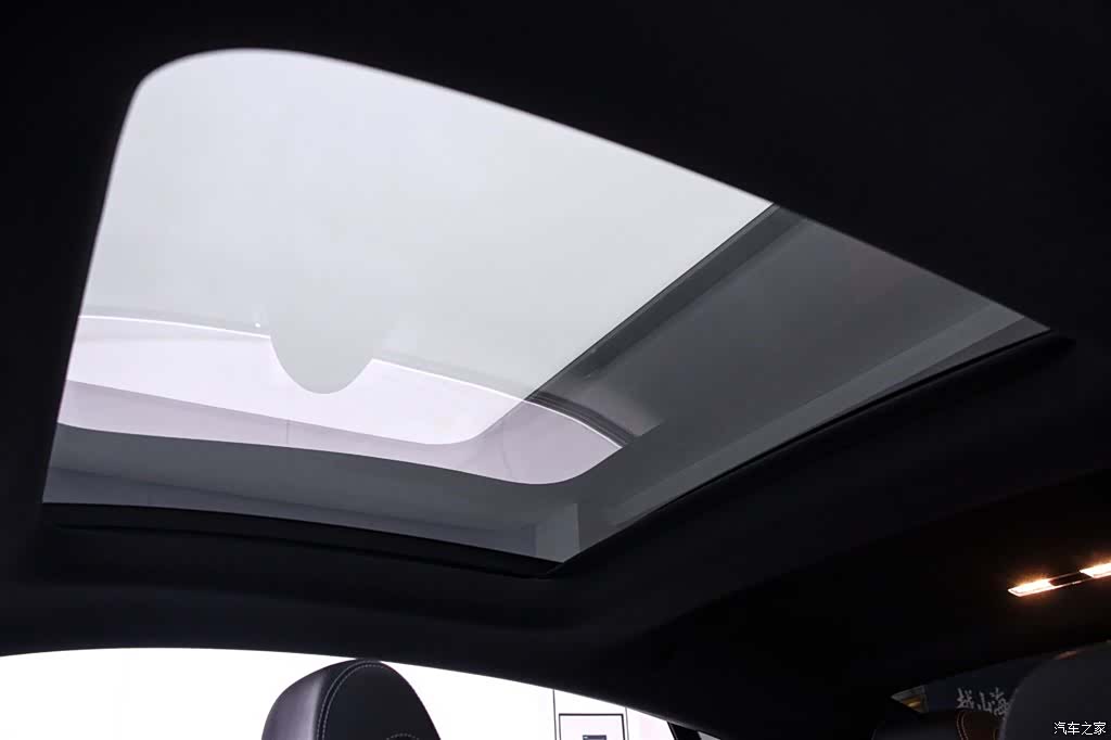 Mercedes-Benz E-Class, 2020 10