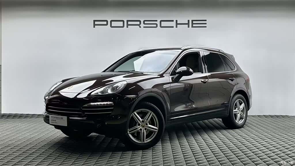 Porsche Cayenne, 2014 1