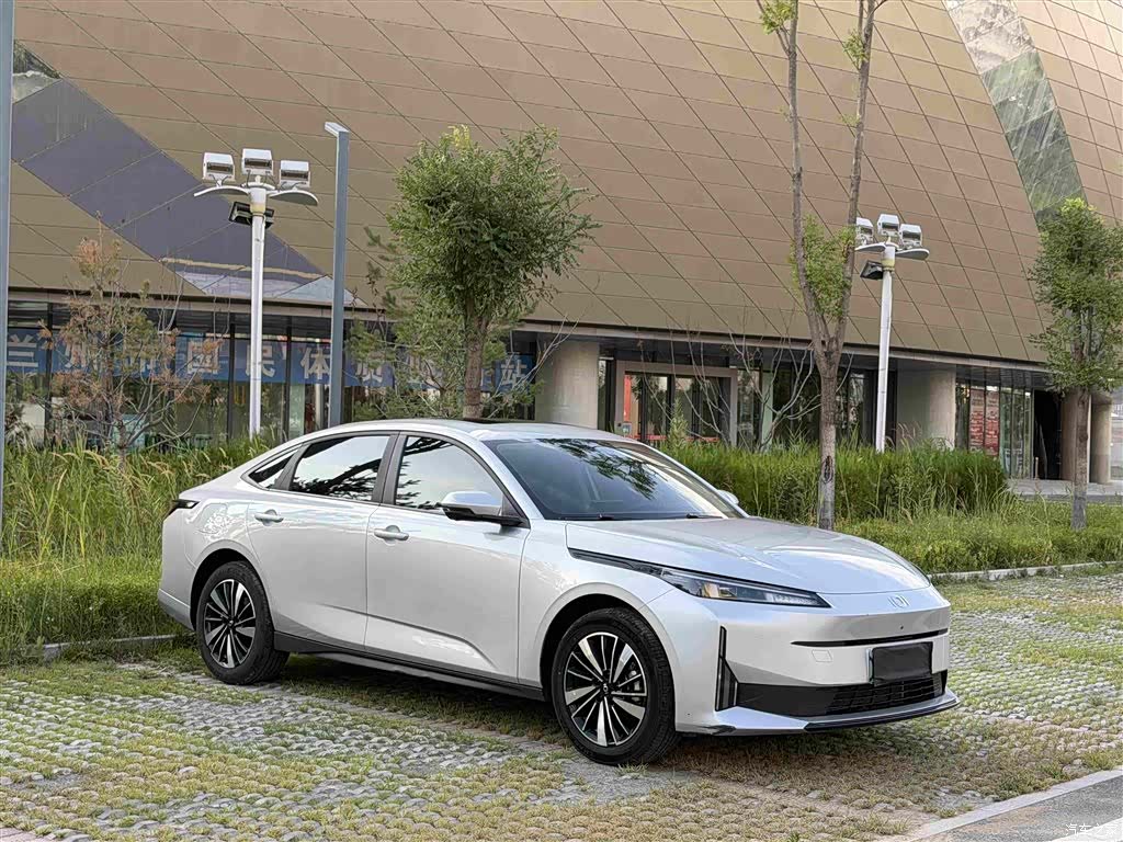 Changan Eado, 2024 3