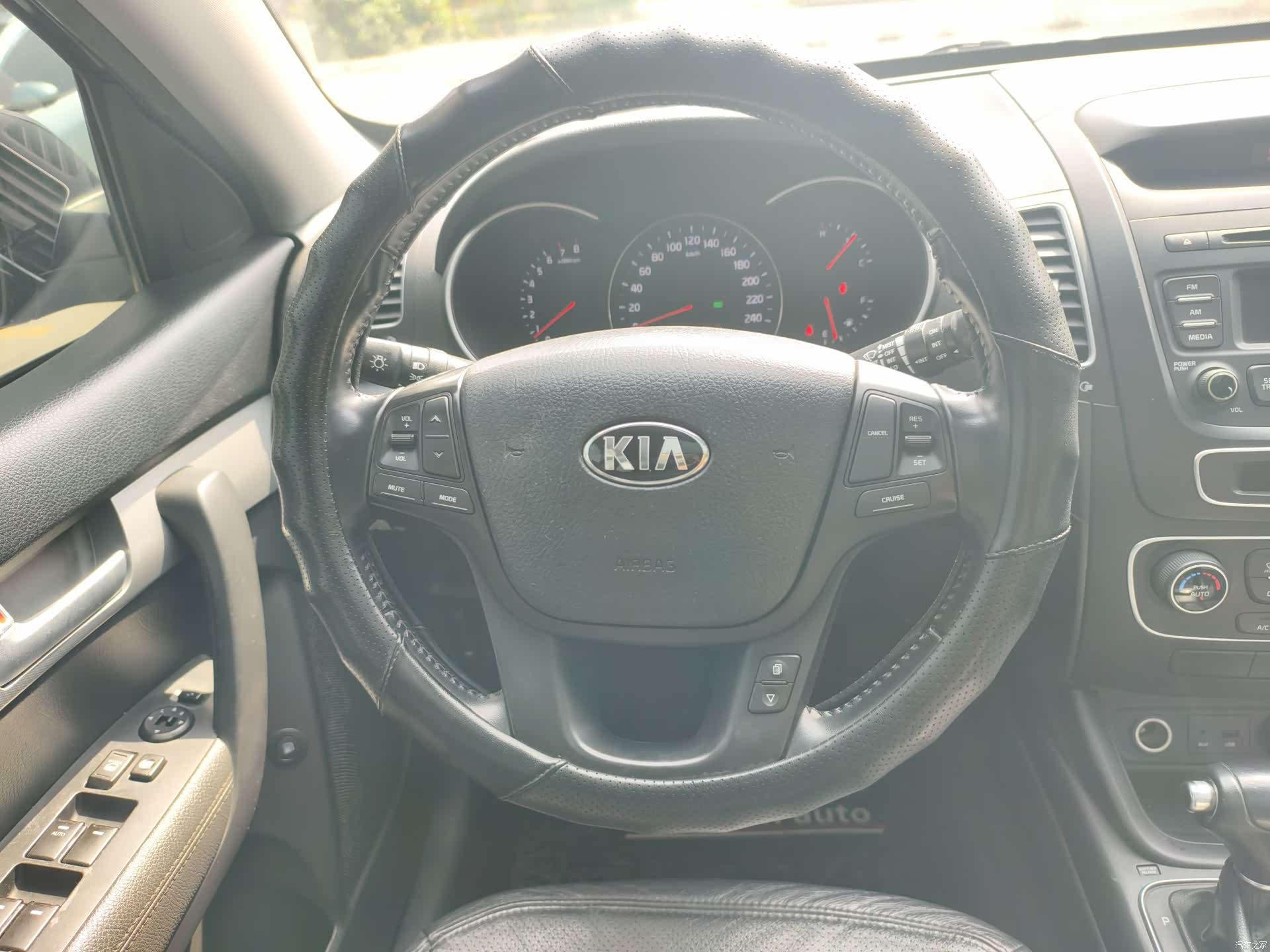 Kia 7, 2014 9