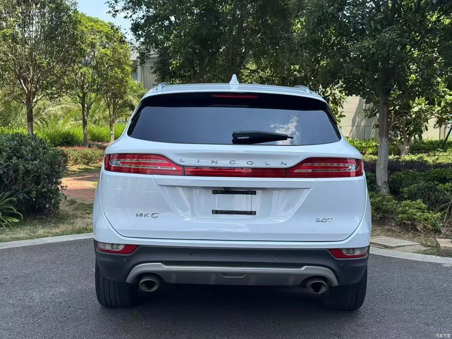 Lincoln MKC, 2017 9