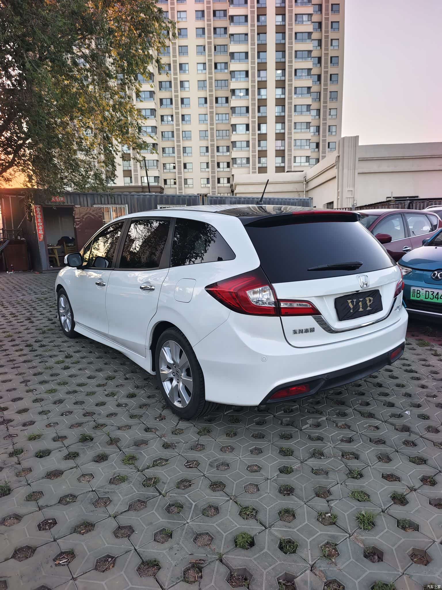 Honda Jade, 2016 7