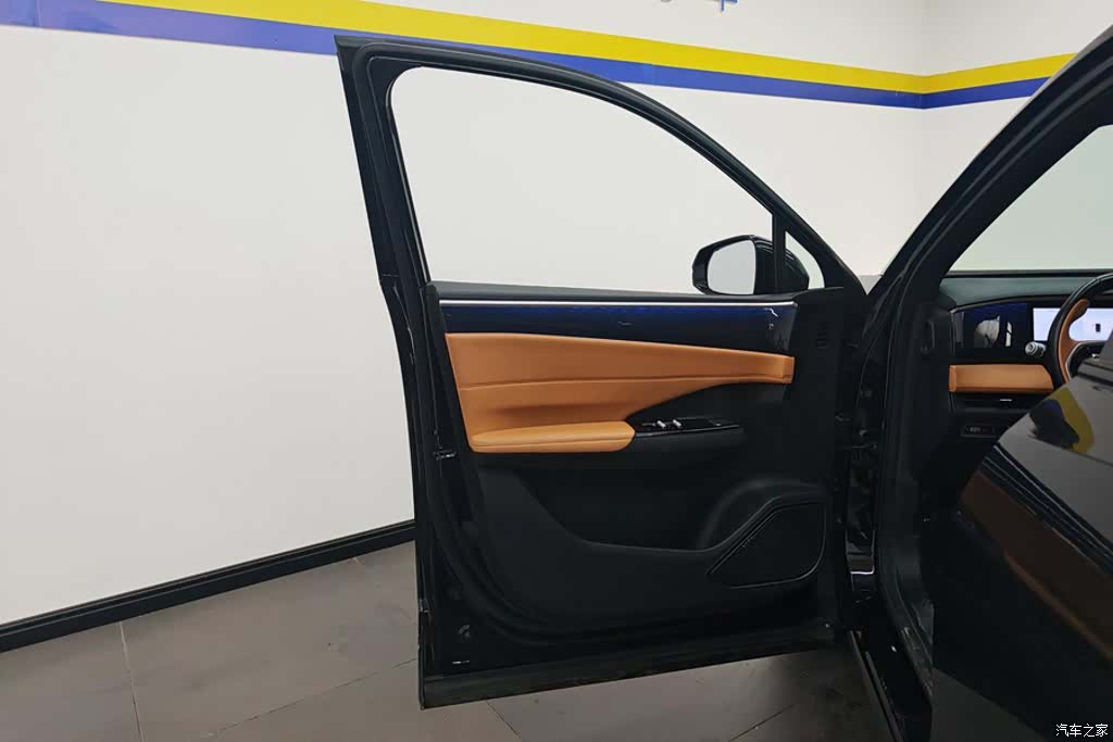 Geely Galaxy L7, 2023 7