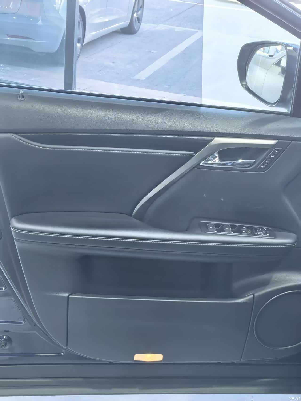 Lexus RX, 2019 21