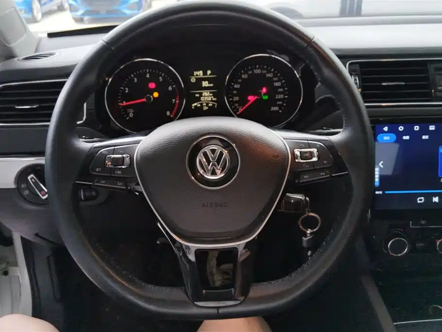 Volkswagen Sagitar