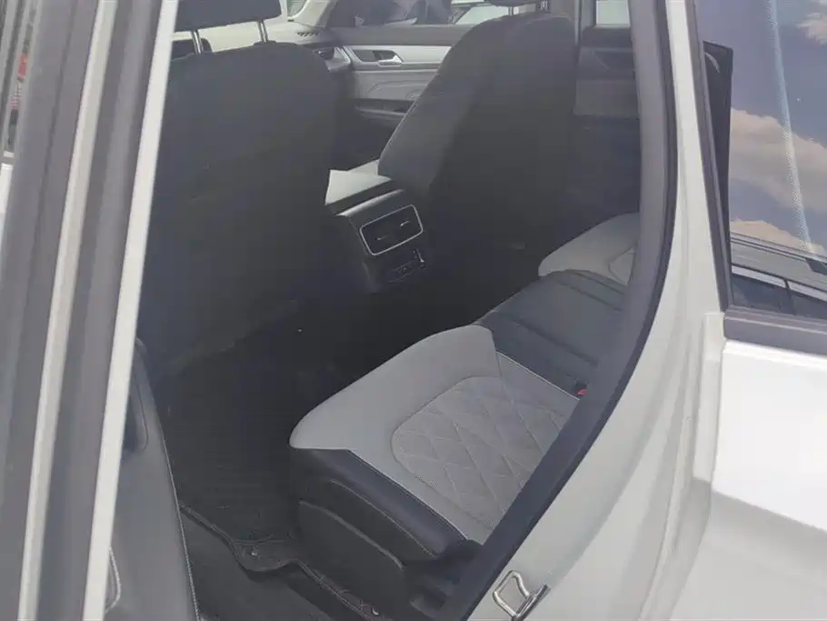 Volkswagen Range patrol