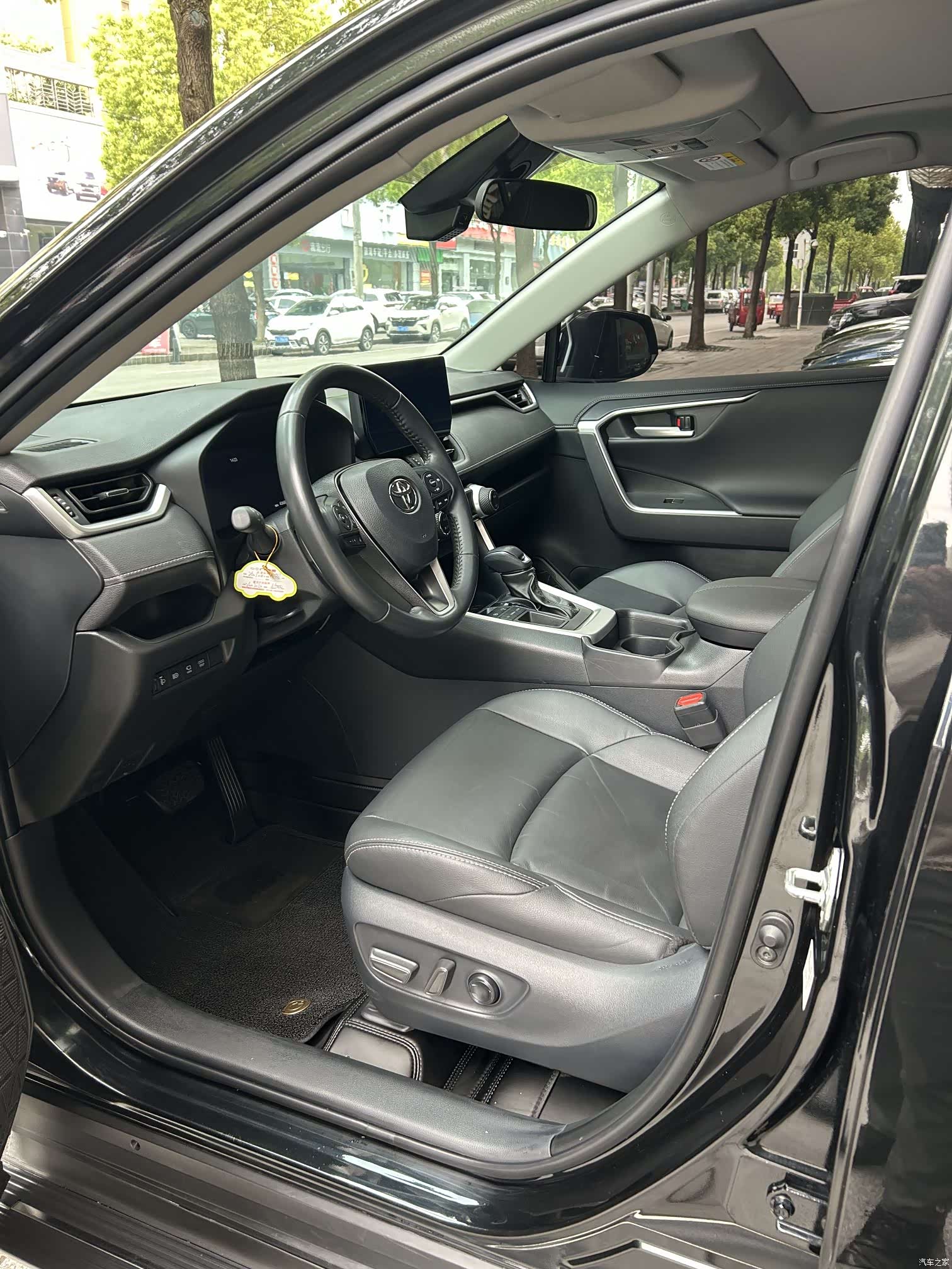 Toyota Wildlander, 2023 6