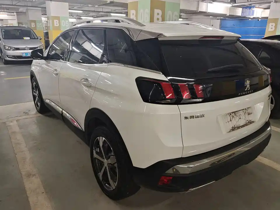 Peugeot 4008