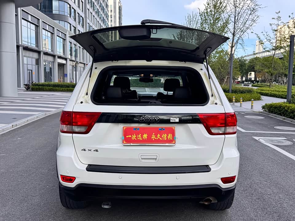 Jeep Grand Cherokee Jeep Grand Cherokee