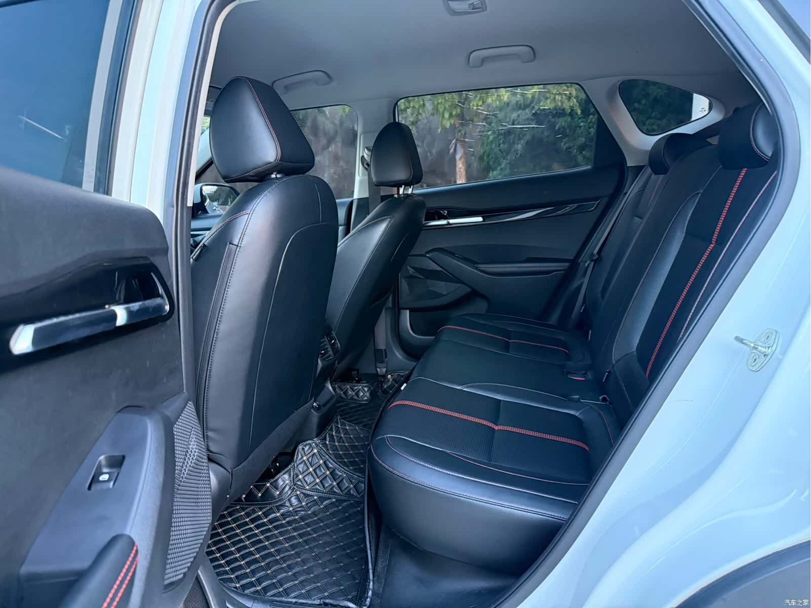 Kia KX3, 2021 8