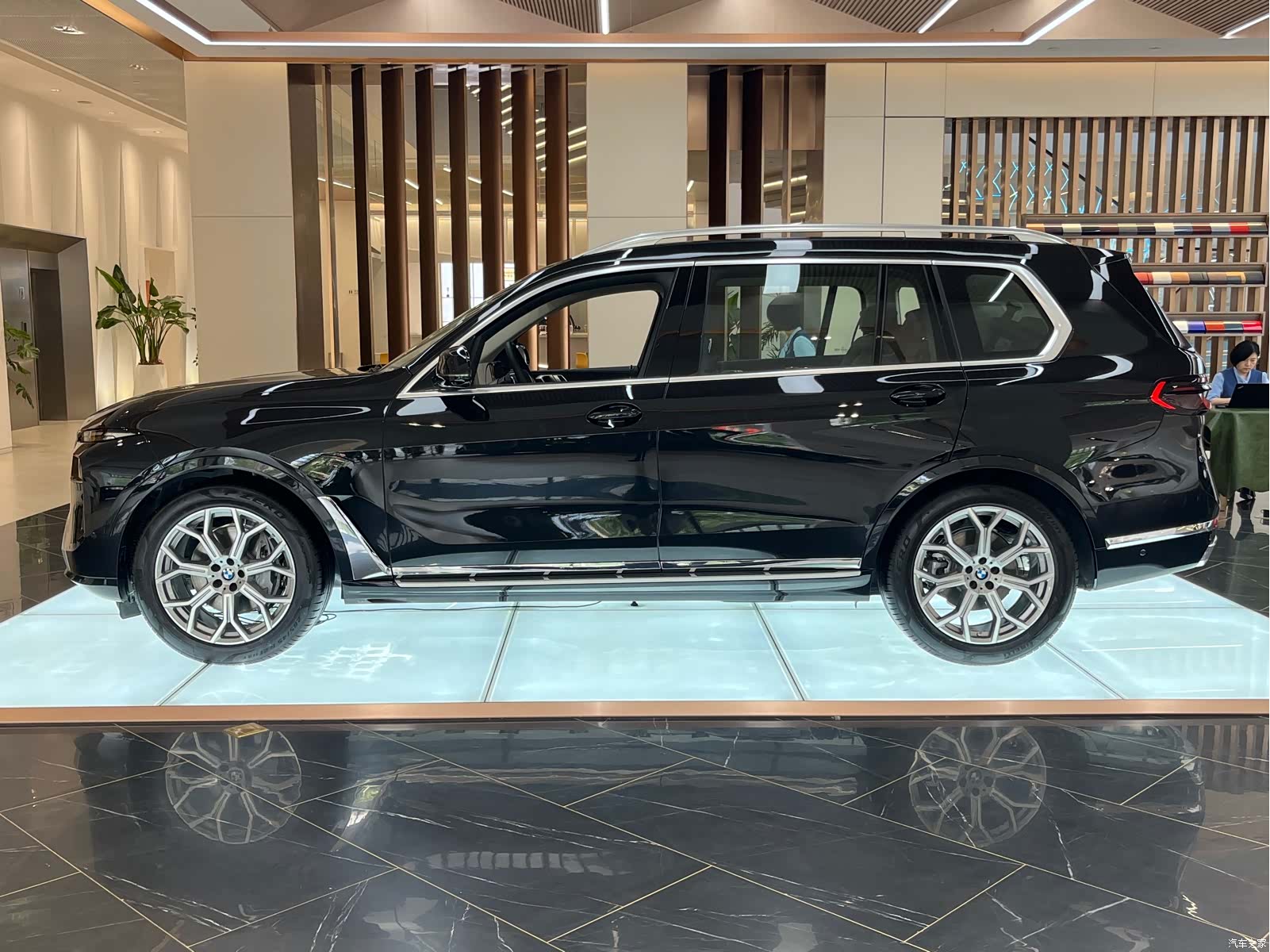 BMW X7, 1900 2