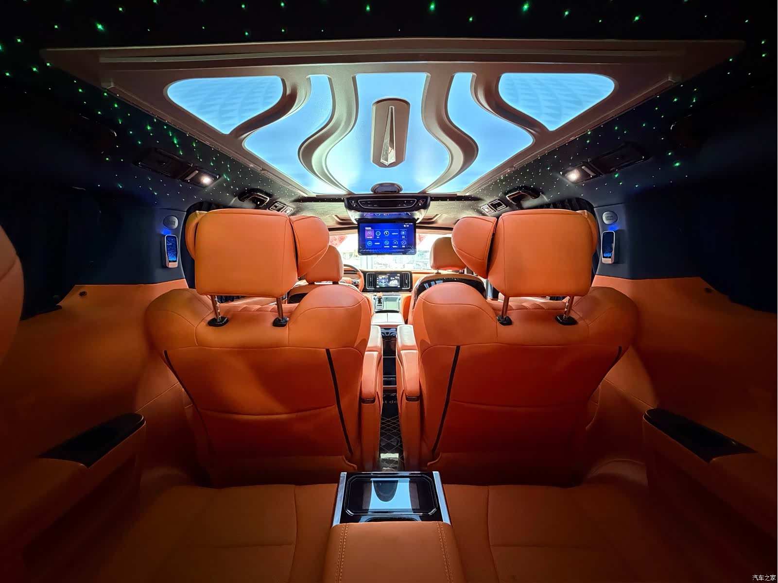 Trumpchi M8, 2022 9