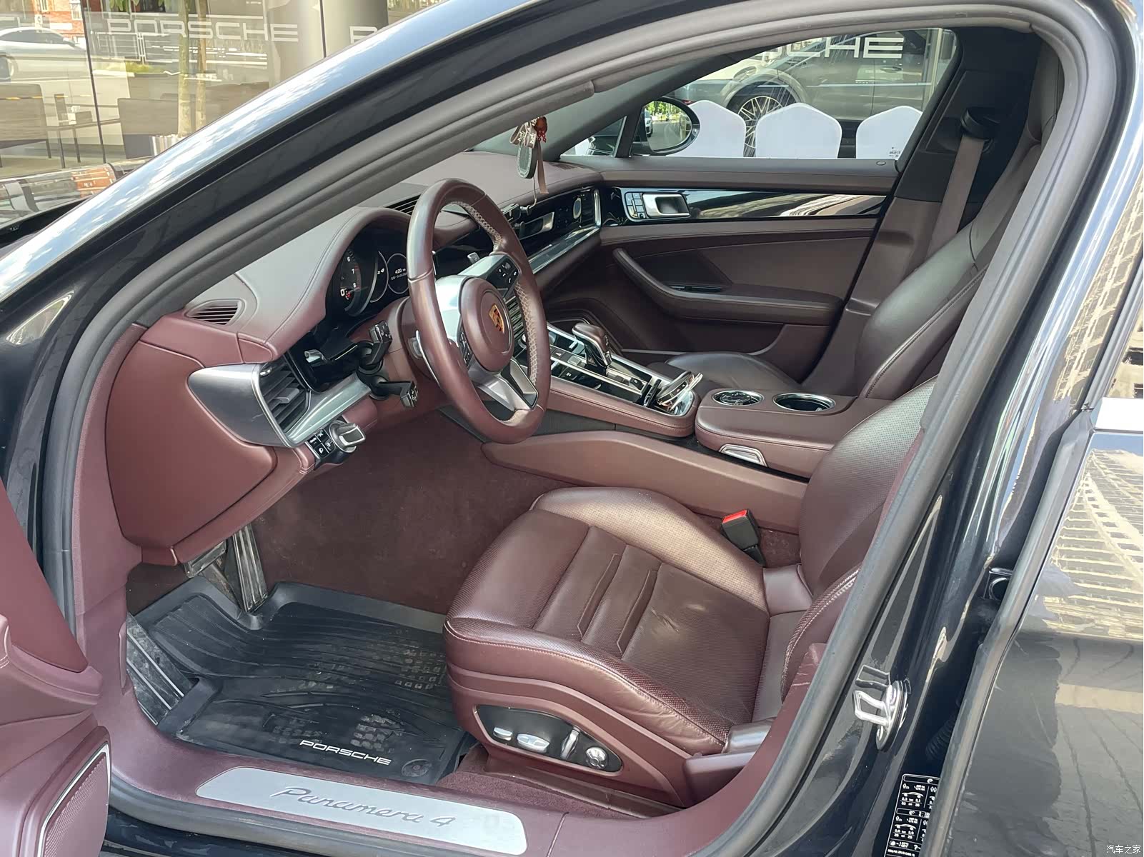 Porsche Panamera, 2018 4