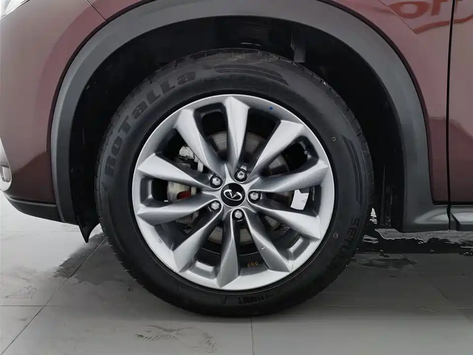 Infiniti QX50
