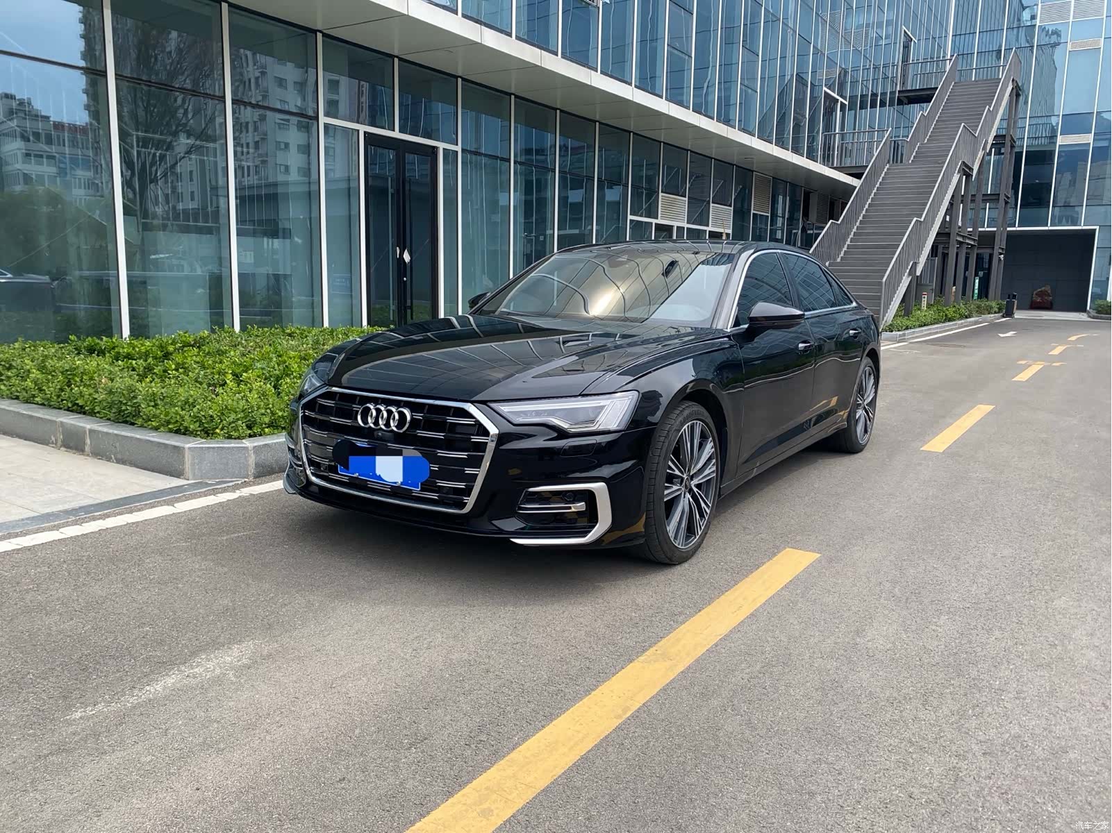Audi A6L, 2023 1