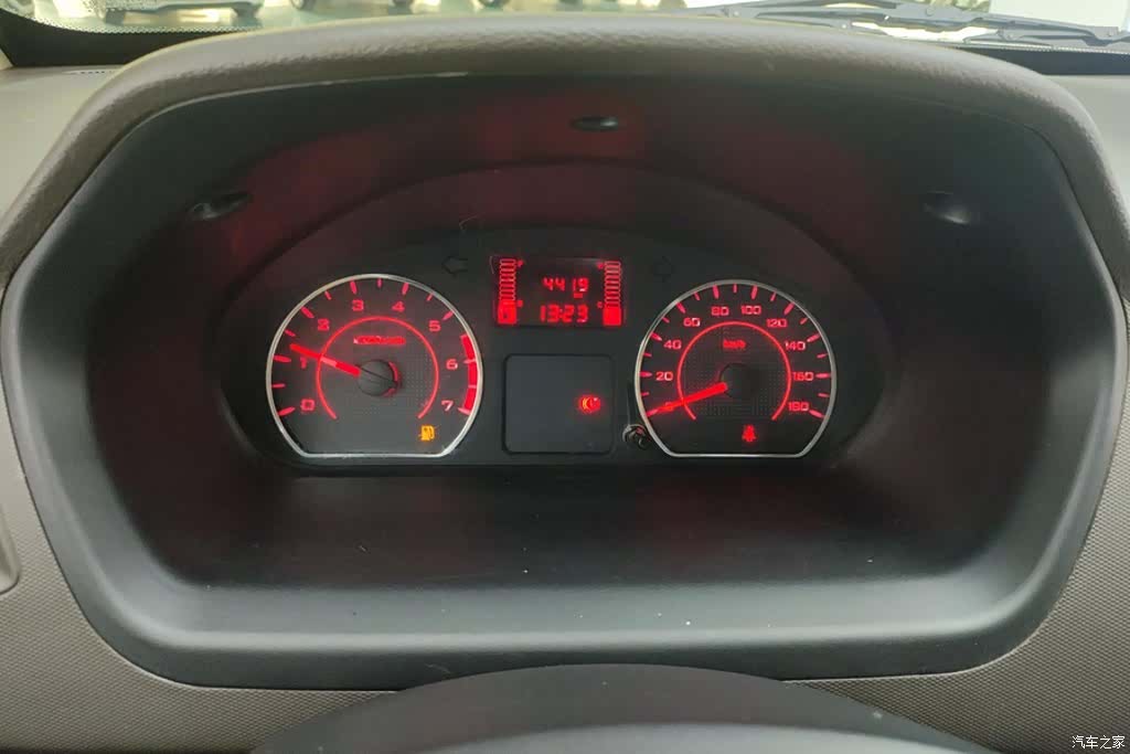 Wuling S, 2025 14