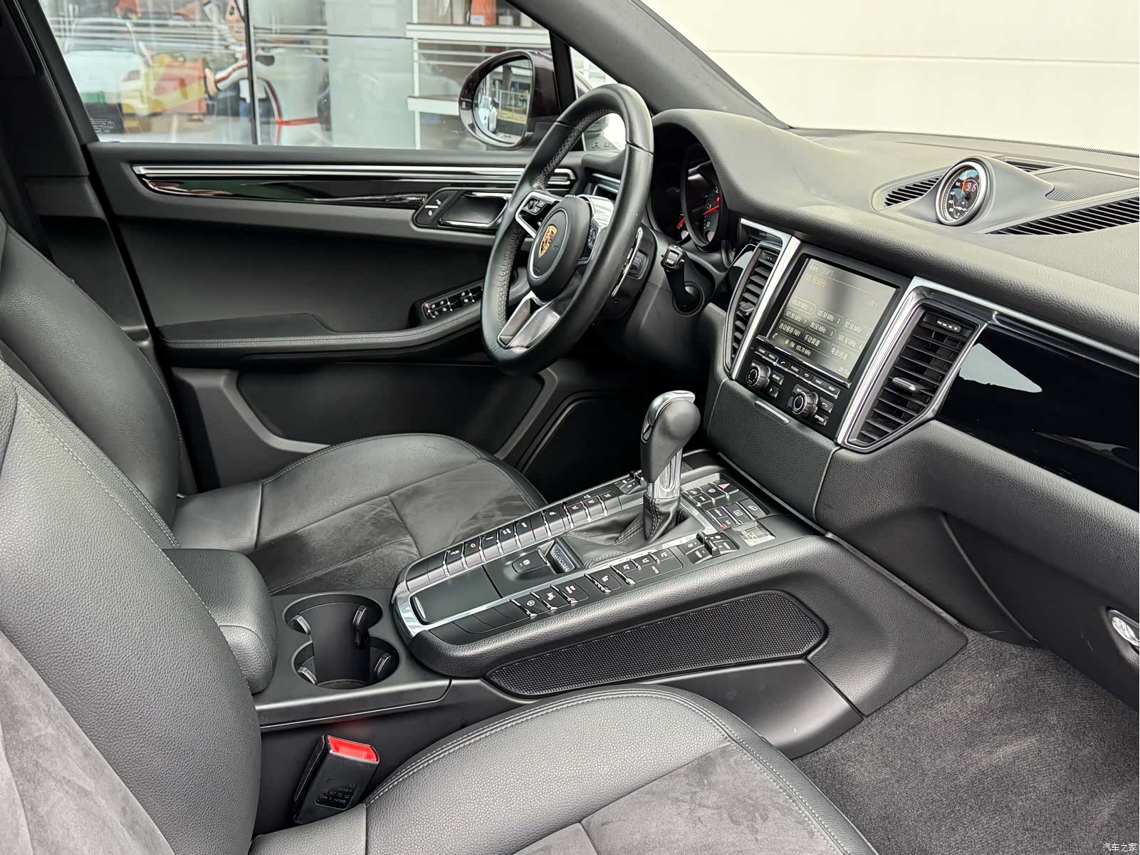 Porsche Macan, 2016 16
