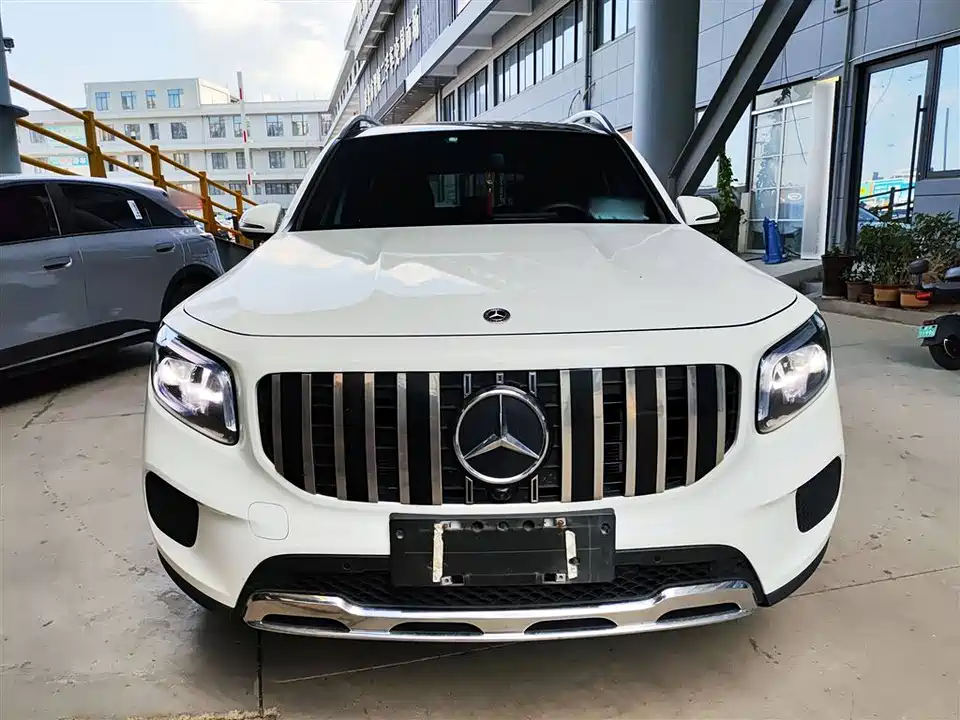 Mercedes-Benz GLB