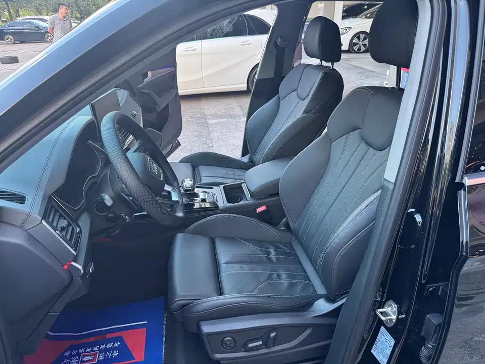 Audi Q5L Audi Q5L