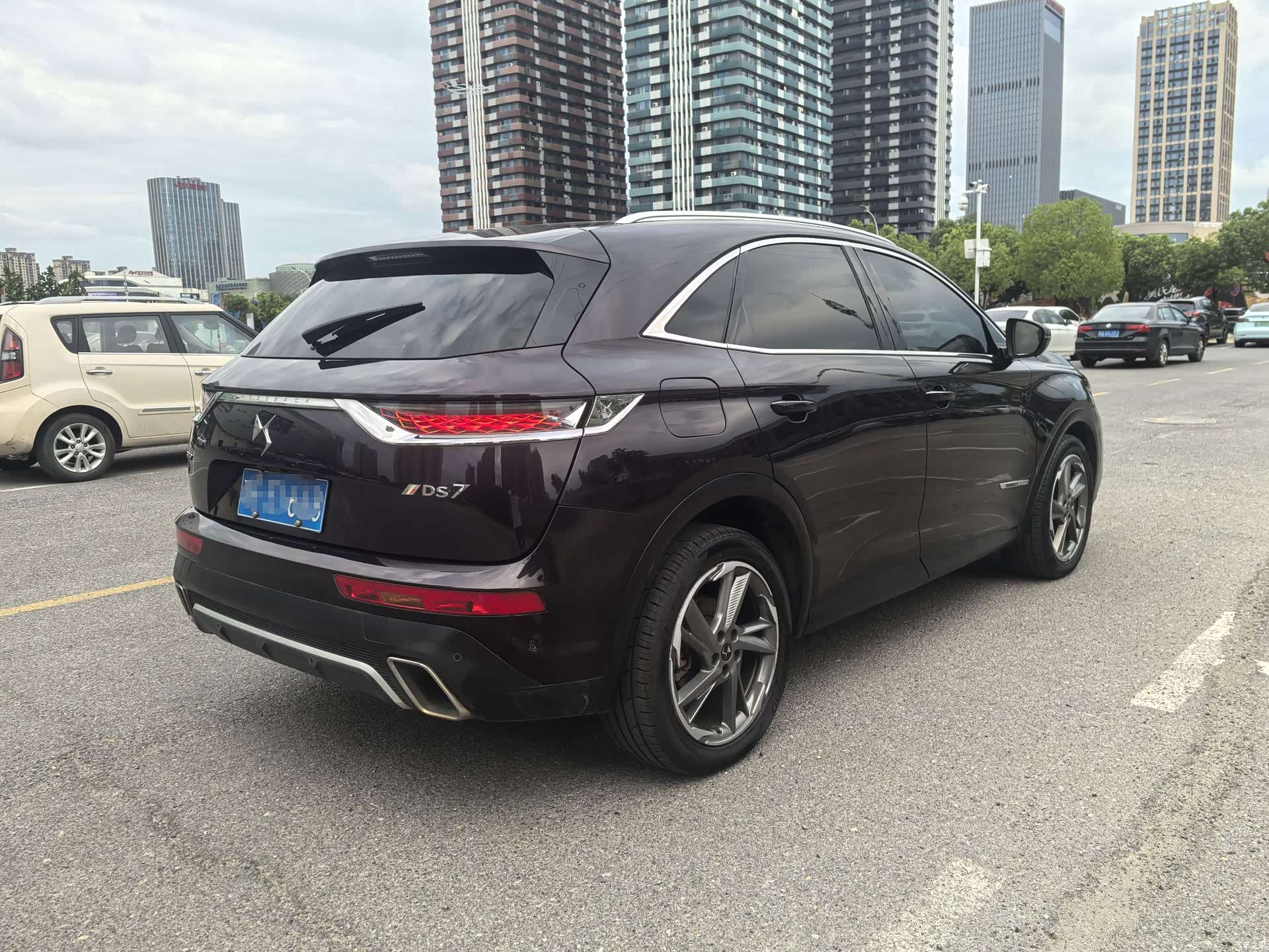 DS 7, 2019 6