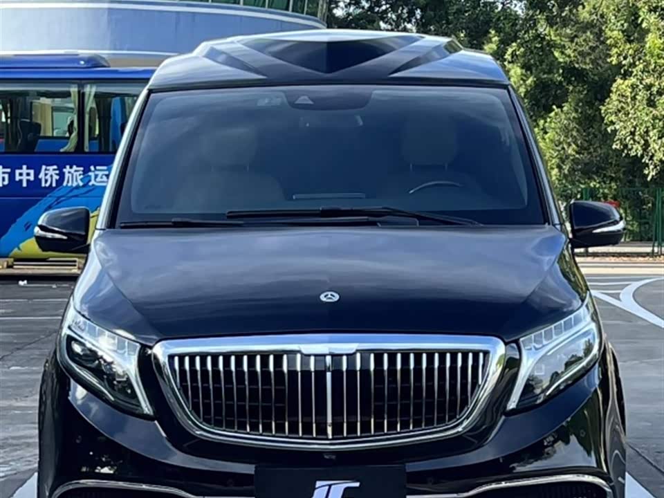 Mercedes-Benz V-class