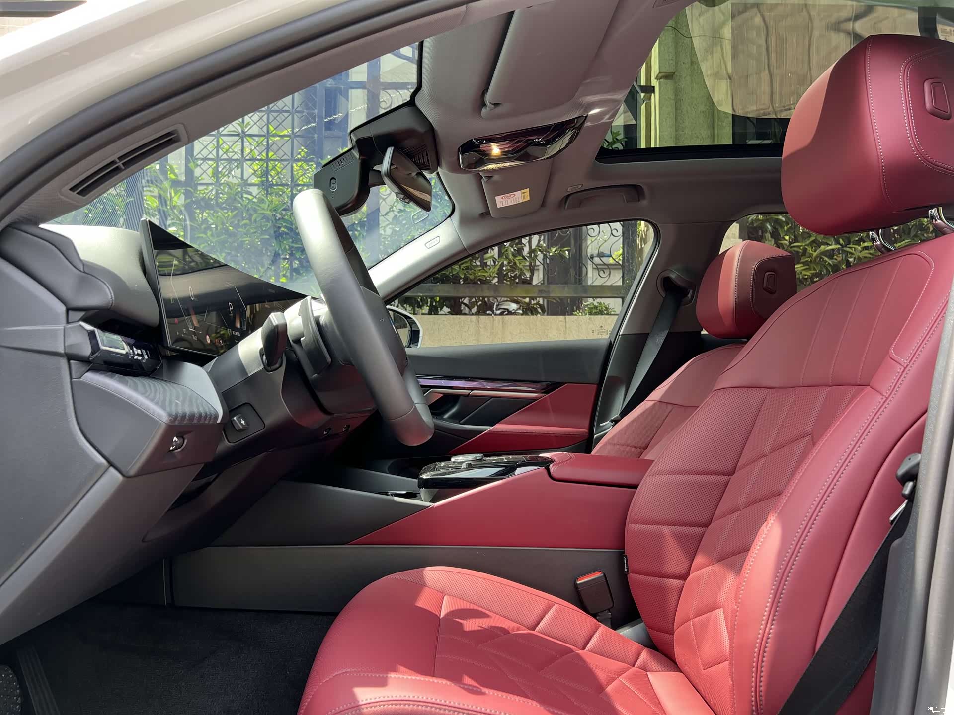 BMW 5 Series, 2024 10