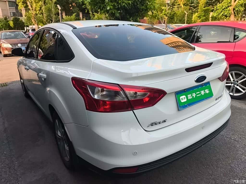 Ford Focus, 2014 23