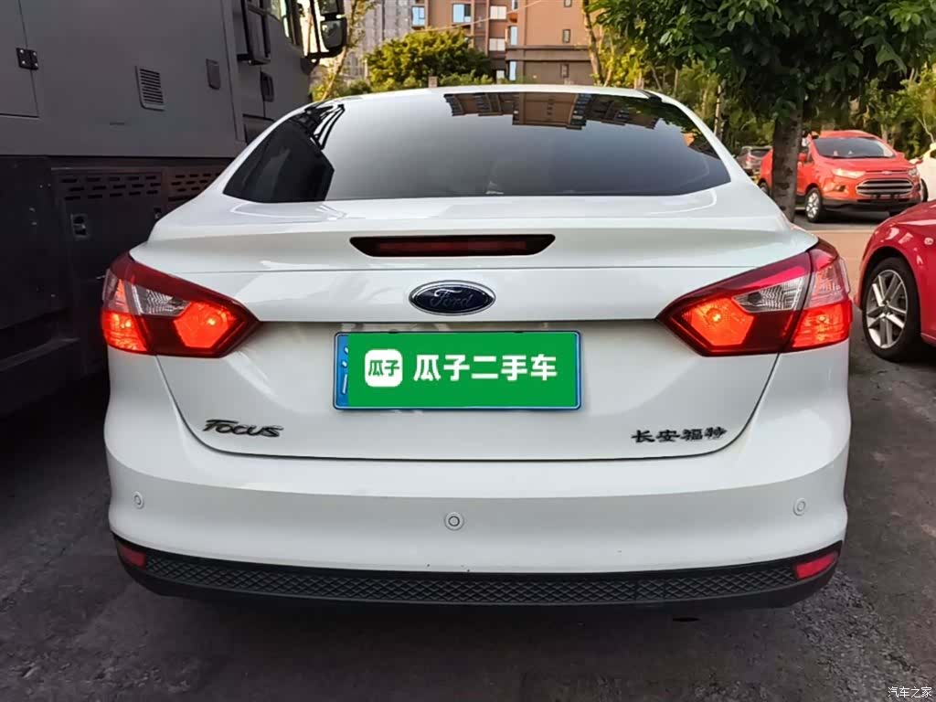Ford Focus, 2014 4
