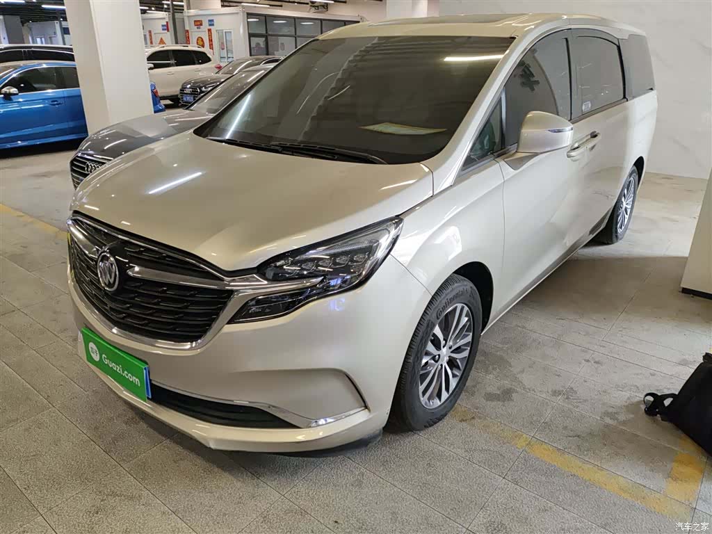 Buick GL8, 2022 1