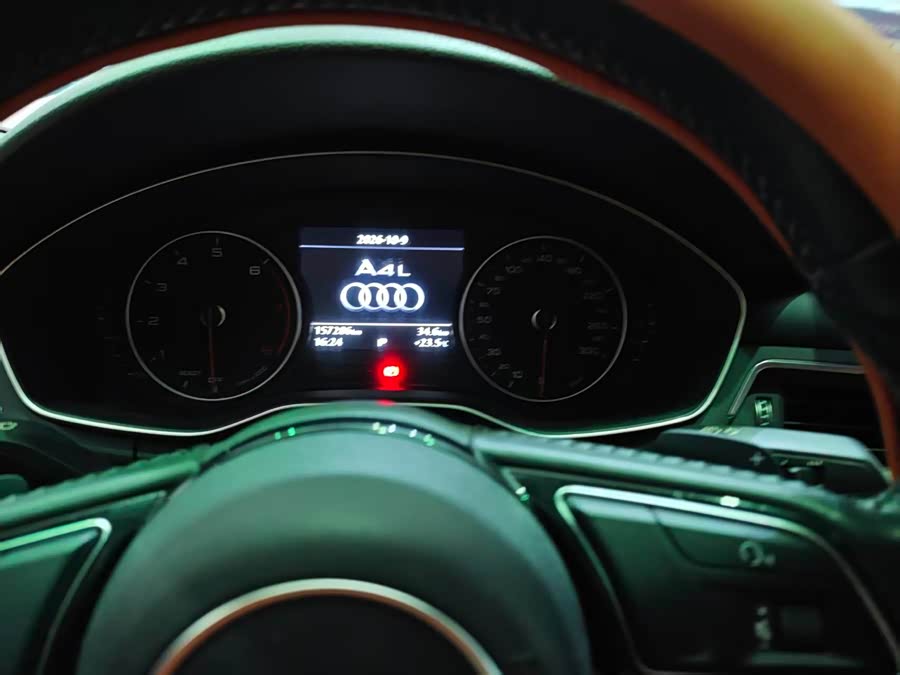 Audi A4L 2017, фото 7