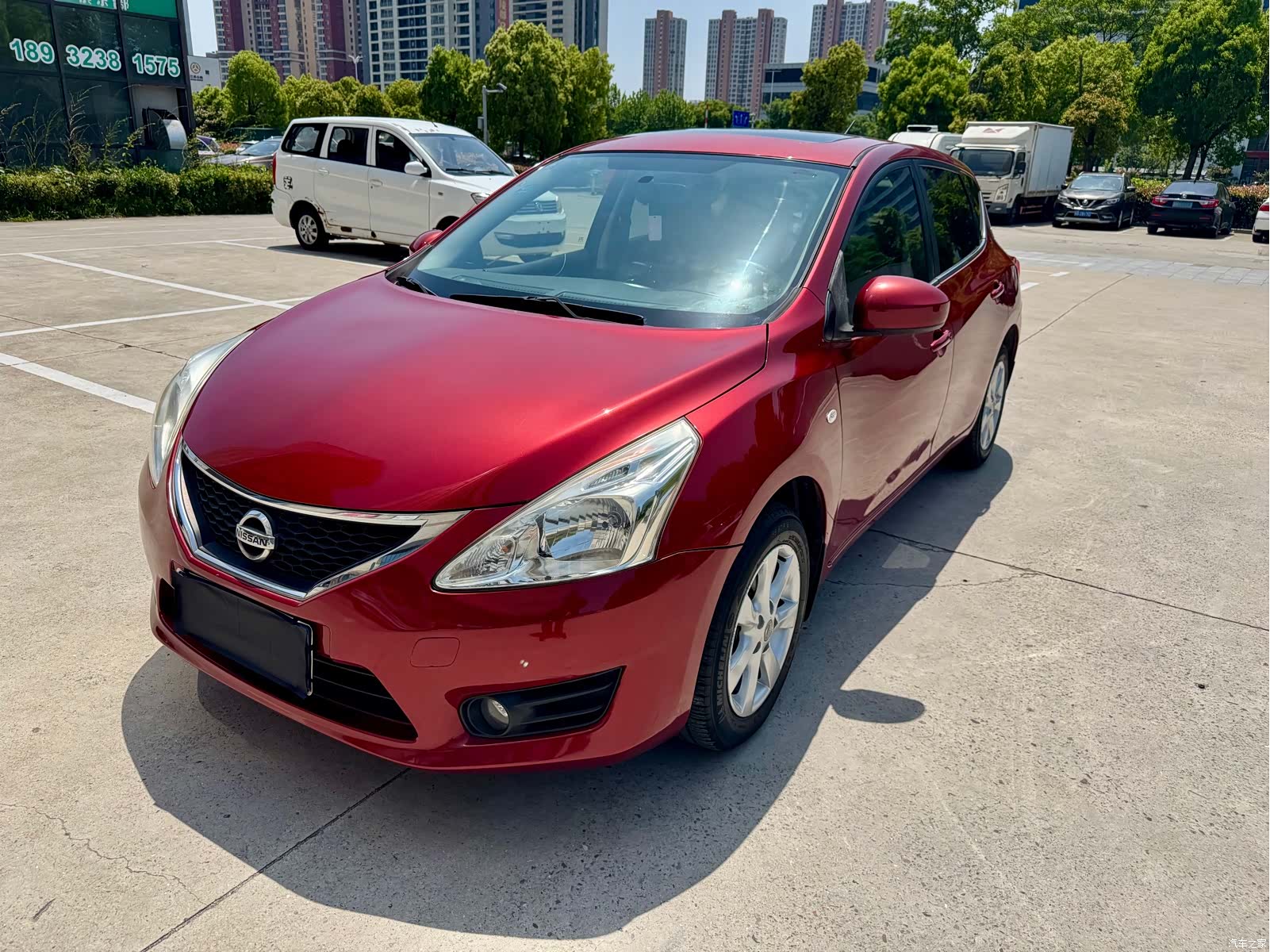 Nissan Tiida, 2012 1