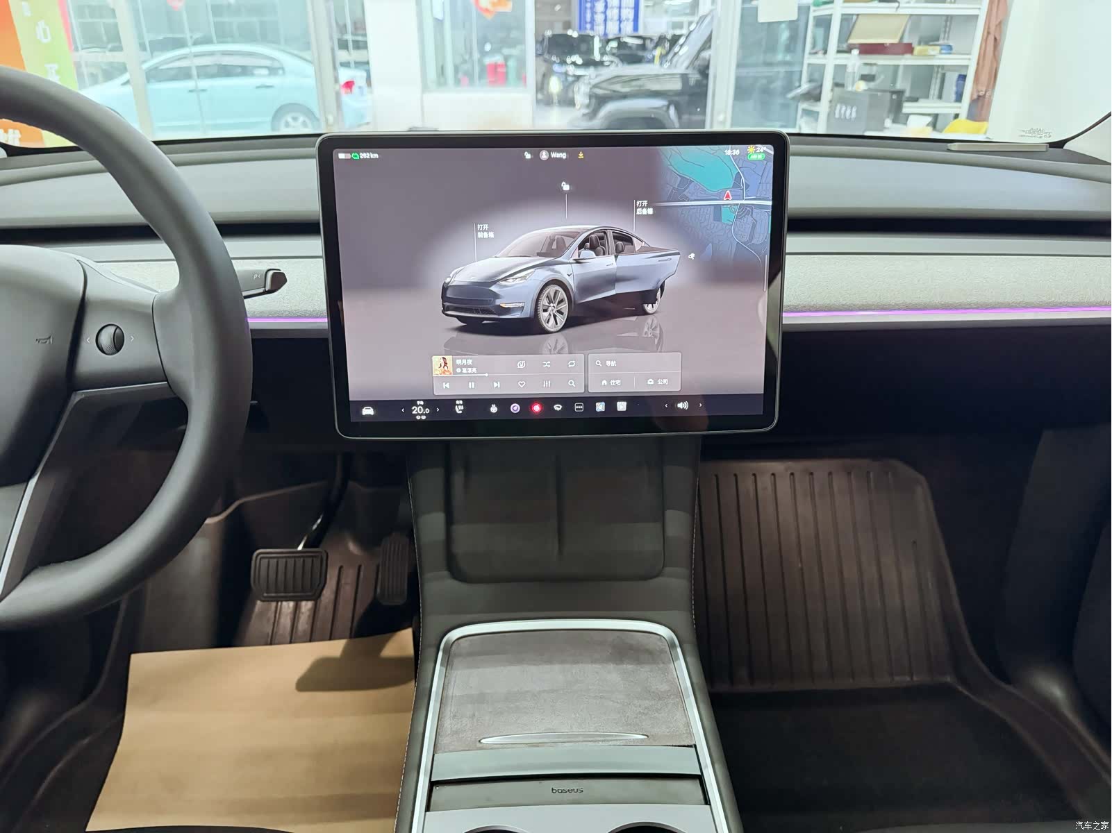 Tesla Model Y, 2024 13