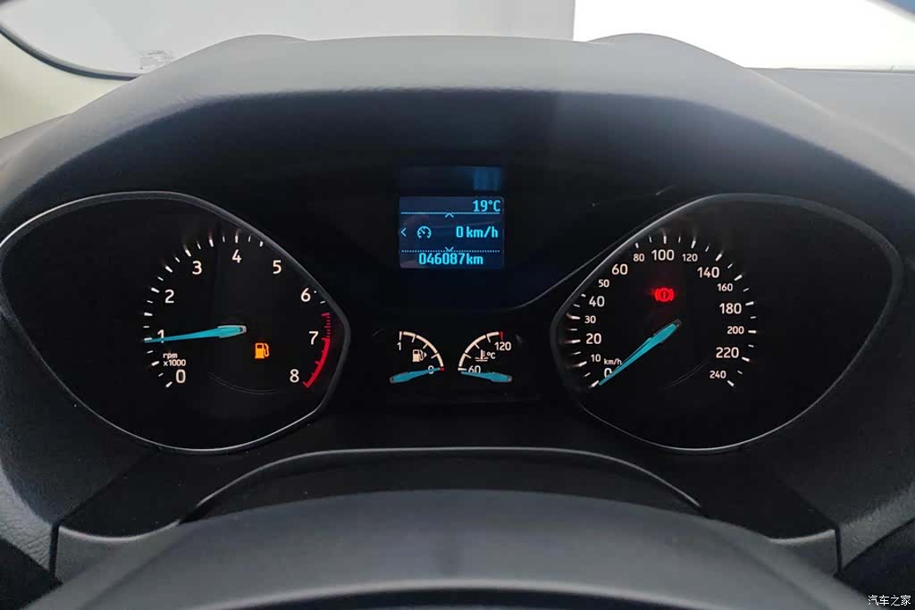 Ford Focus, 2017 14