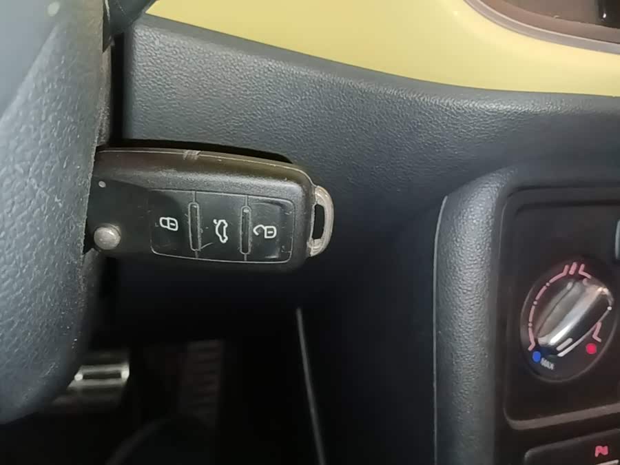 Volkswagen Beetle 2015, фото 9