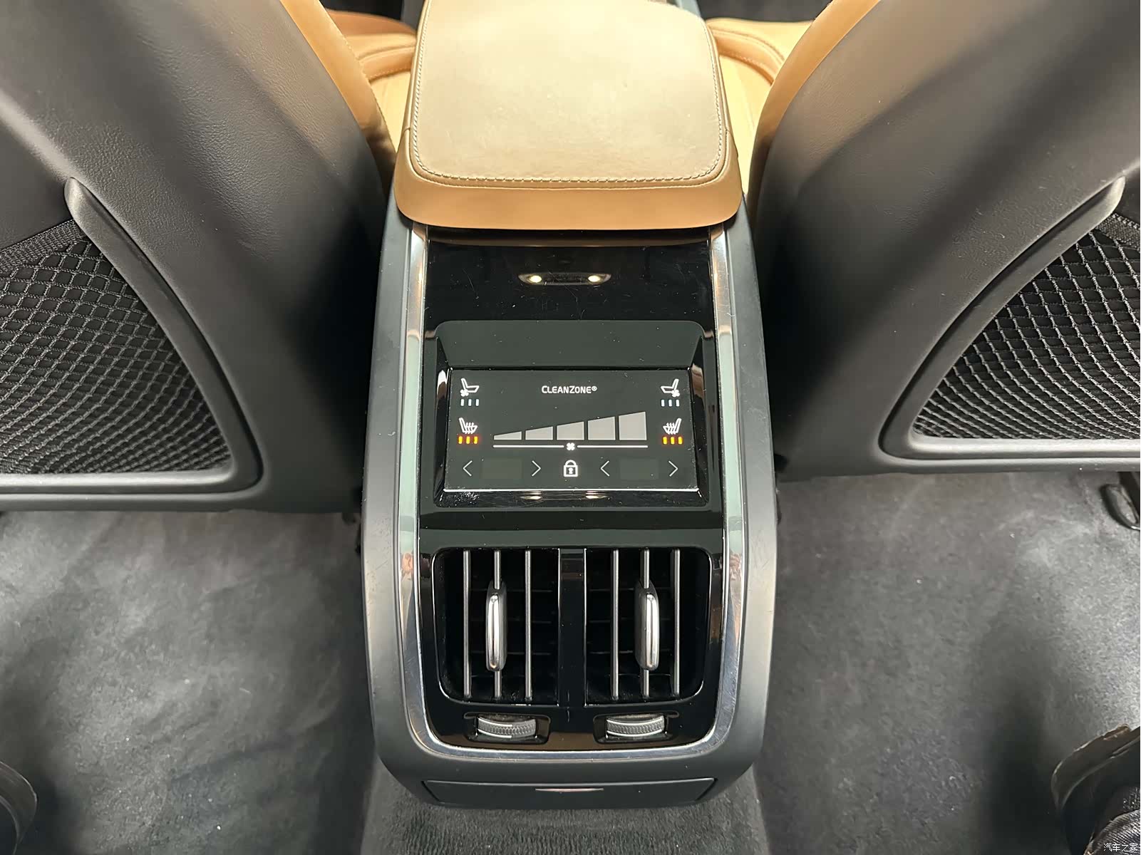 Volvo S90, 2018 16