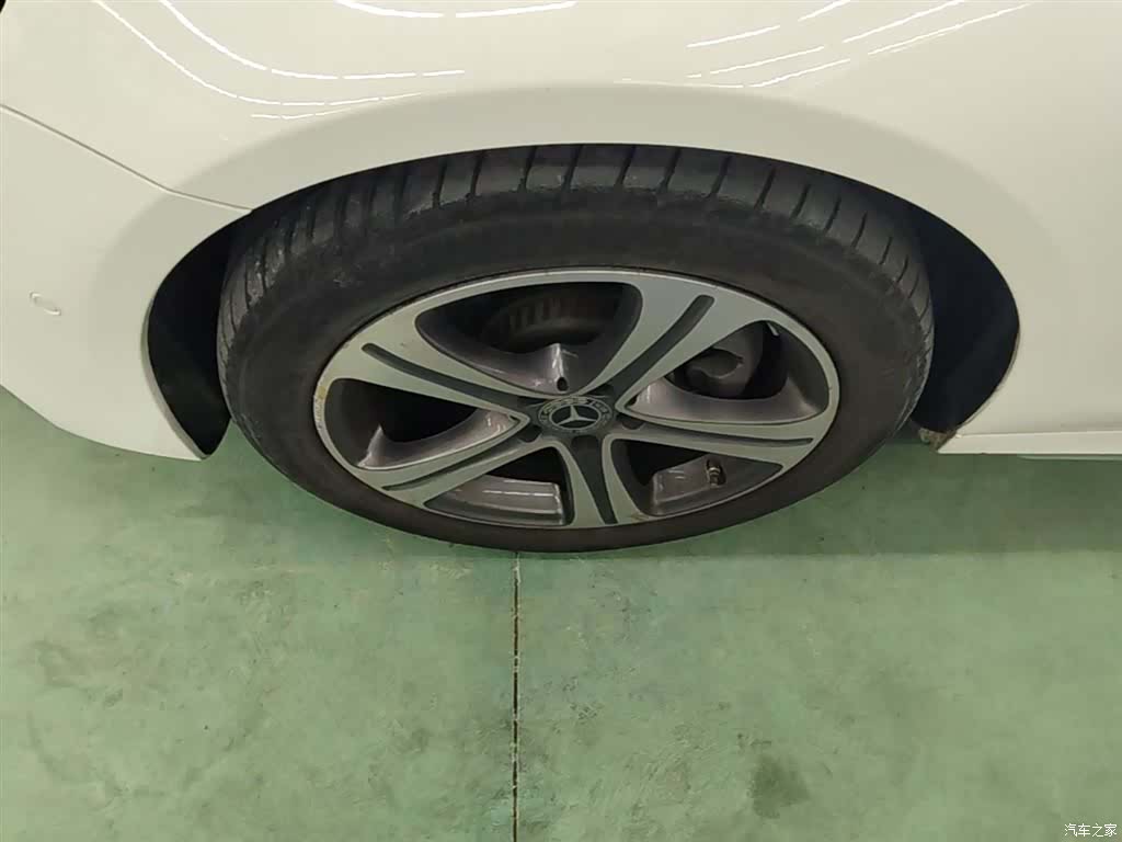 Mercedes-Benz E-Class, 2020 23