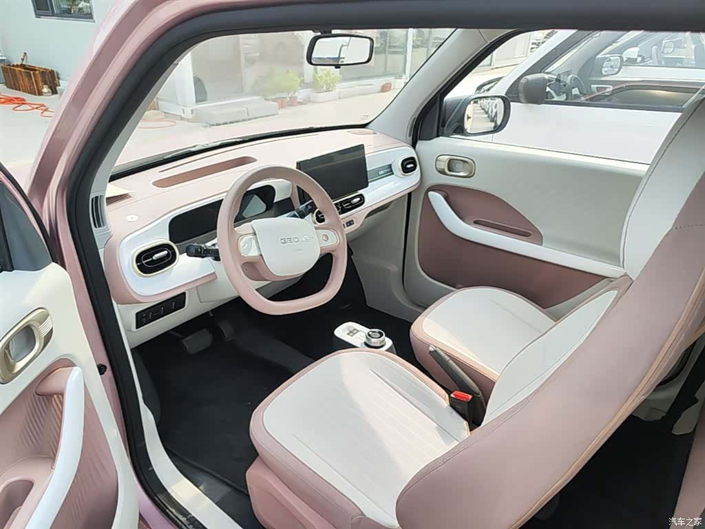 Geely Panda, 2026 16