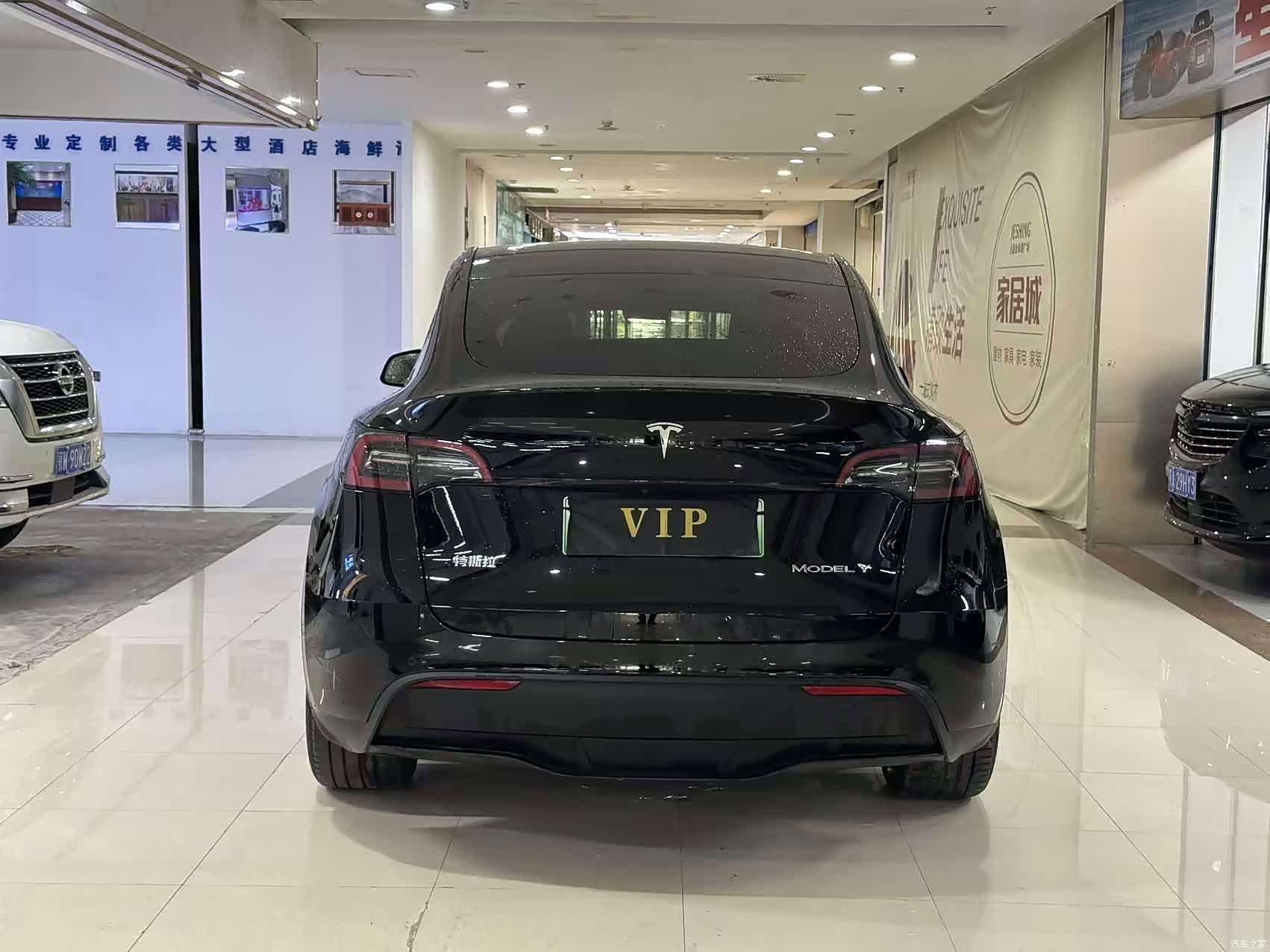 Tesla Model Y, 2024 16
