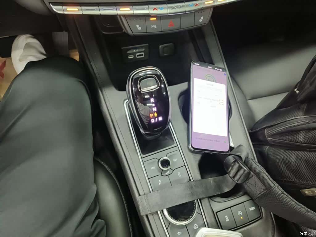Cadillac XT4, 2021 14